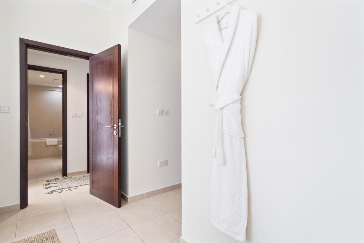 Stylish Apartment With Partial Burj Khalifa View 迪拜 外观 照片