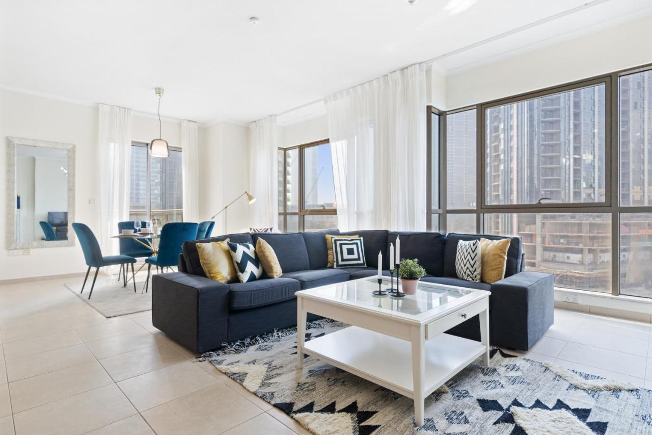 Stylish Apartment With Partial Burj Khalifa View 迪拜 外观 照片