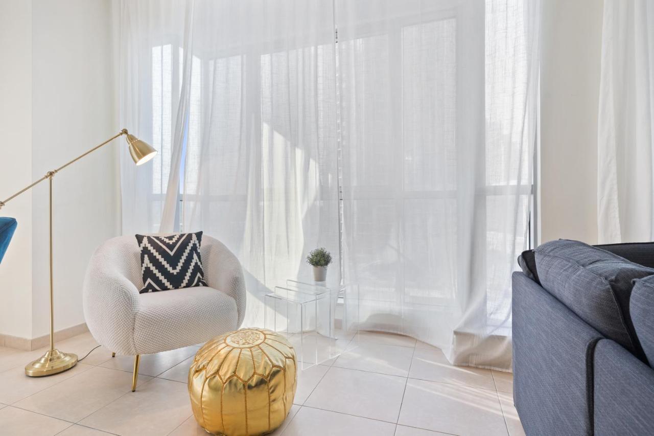 Stylish Apartment With Partial Burj Khalifa View 迪拜 外观 照片